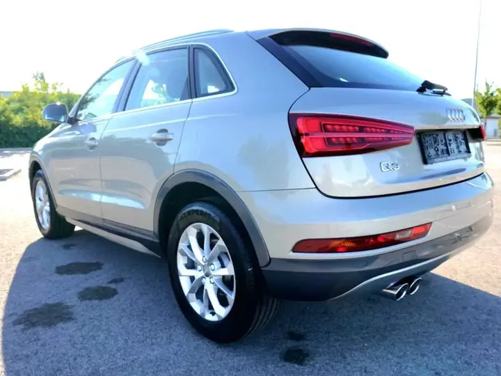 Audi Q3 2015 photo 2