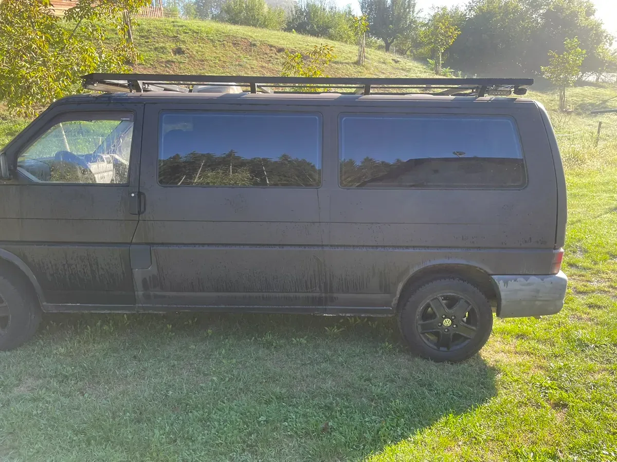 Volkswagen T4 1998 photo 3