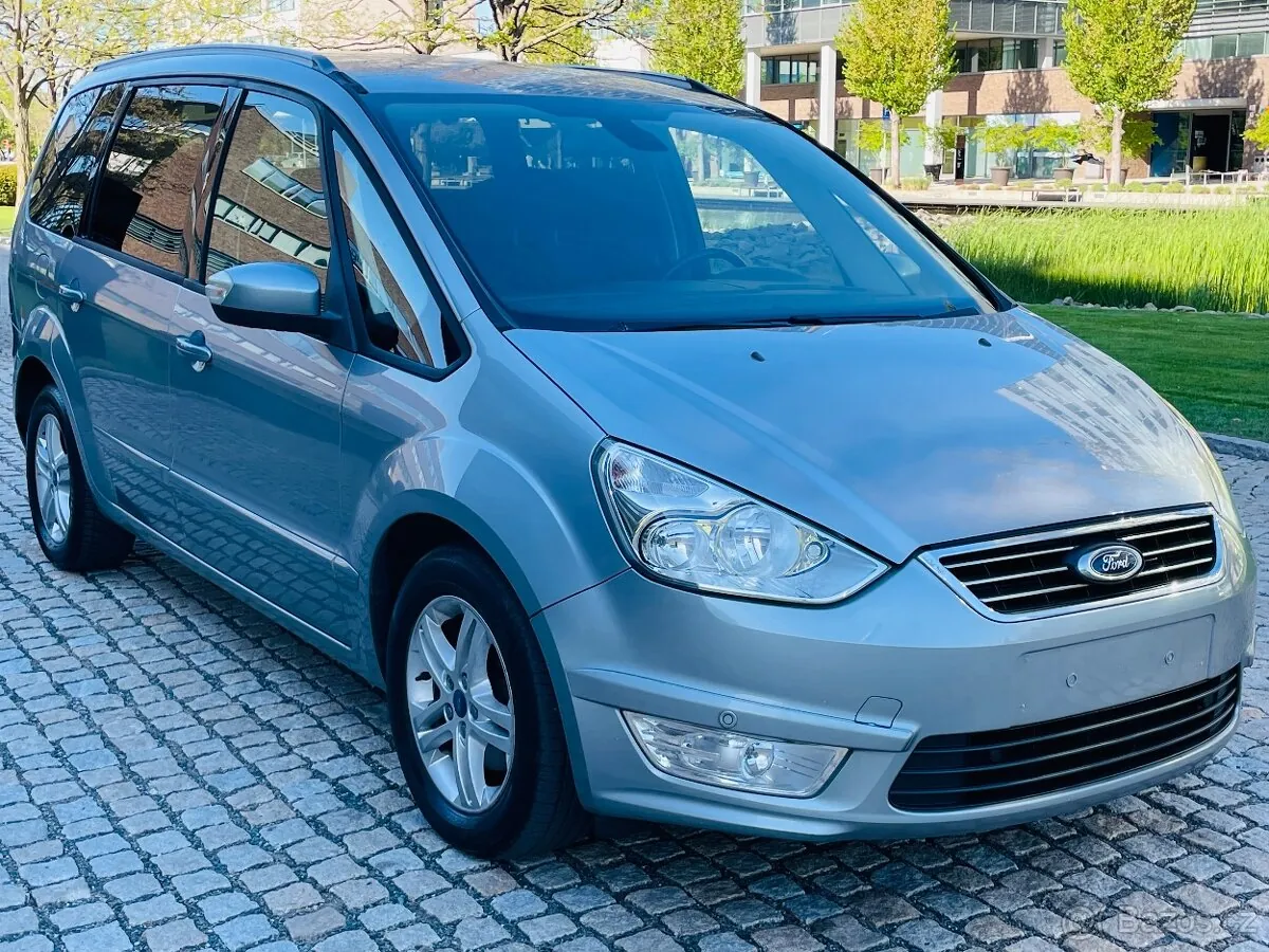 Ford Galaxy 2014 photo 4