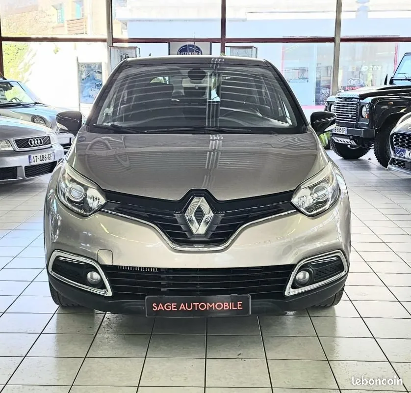 Renault Captur 2014 photo 2