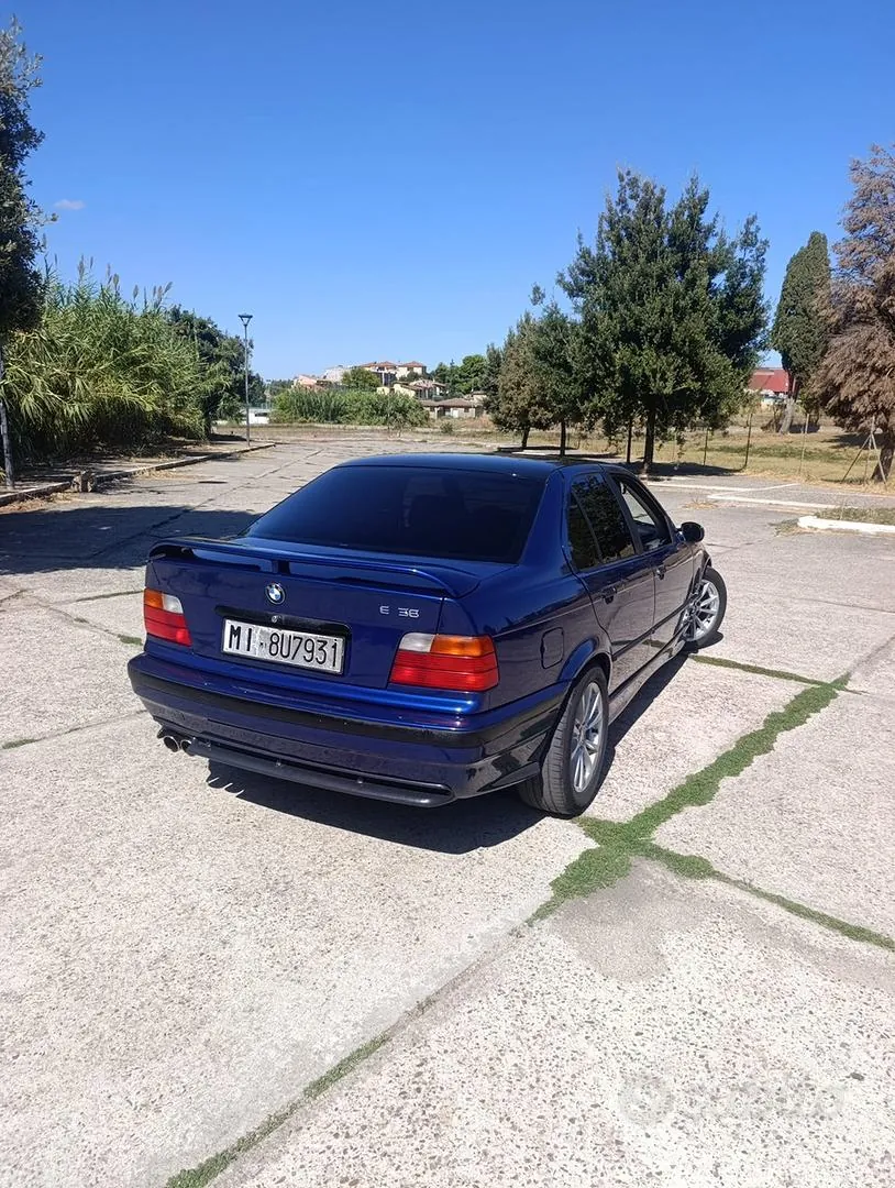 BMW E36 1991 photo 2