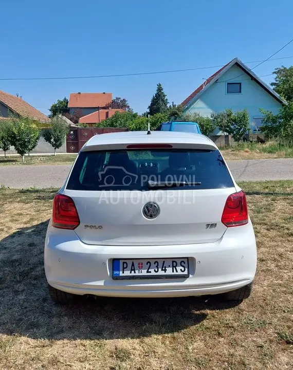 Volkswagen Polo 2013 photo 4