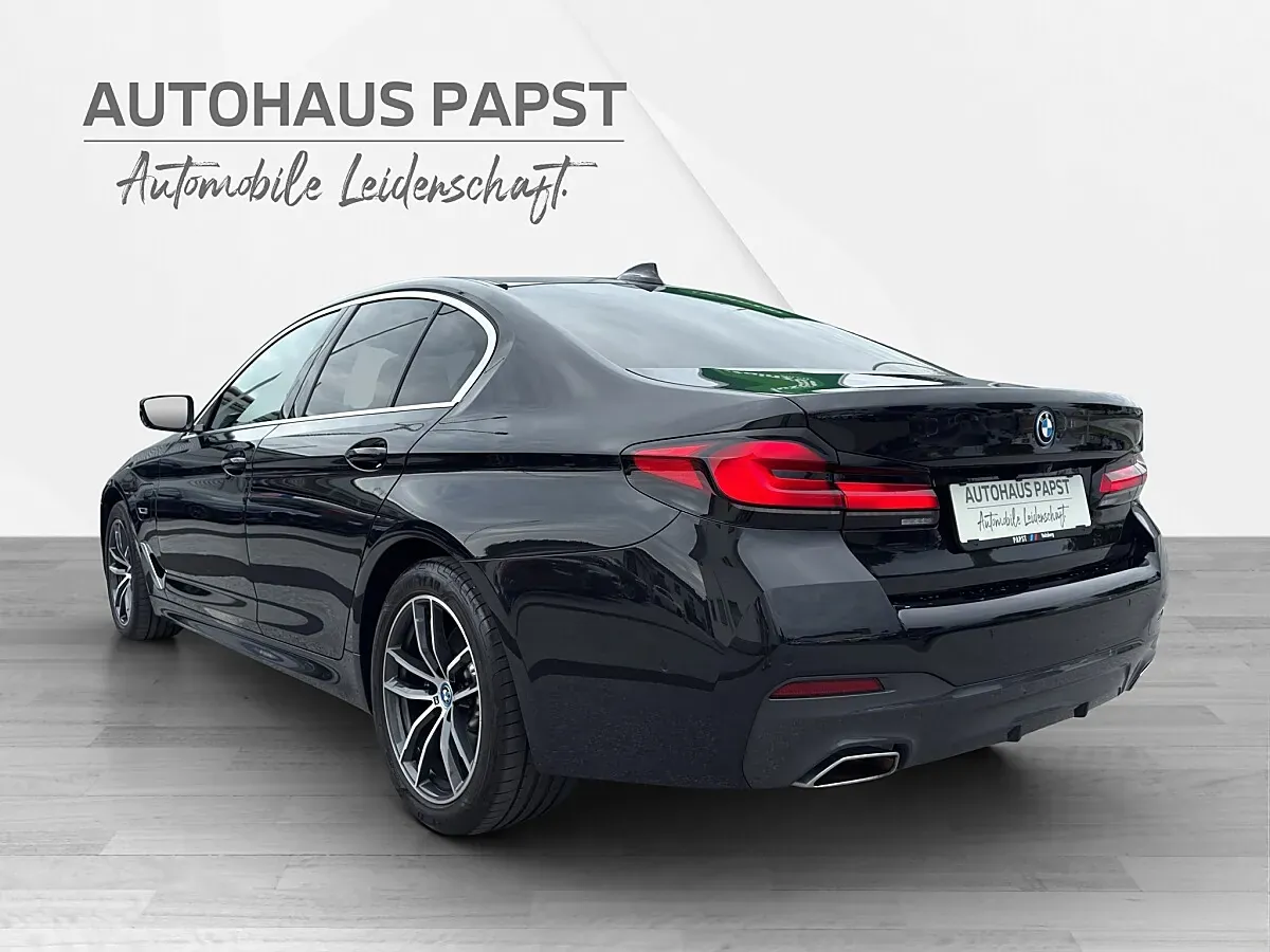 BMW 5 Series 2021 photo 3