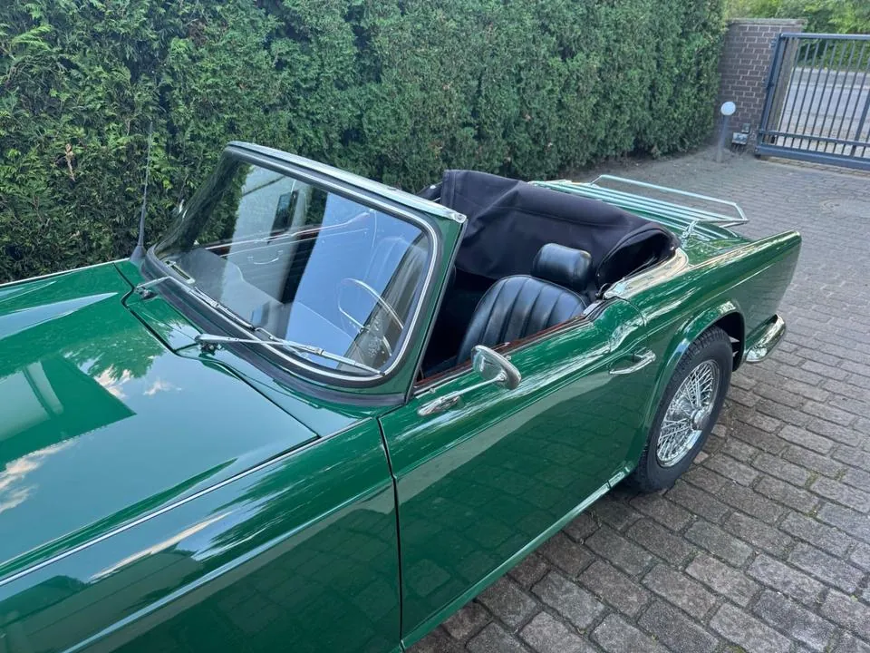 Triumph Tr4