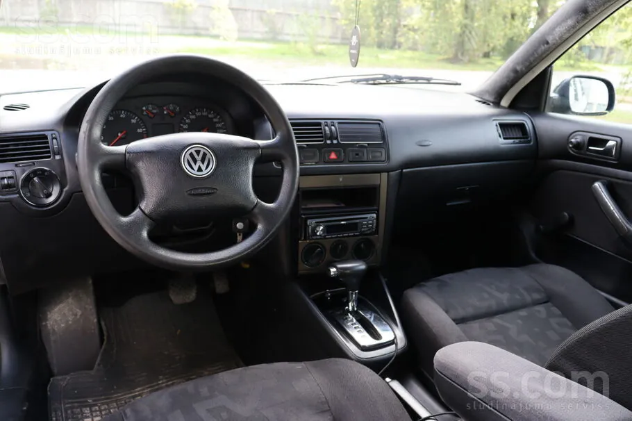 Volkswagen Bora 1999 photo 5