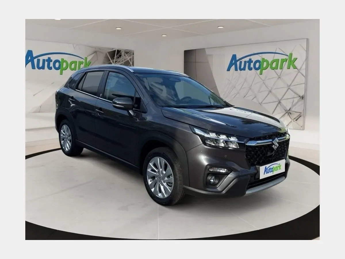 Suzuki S-Cross photo 3