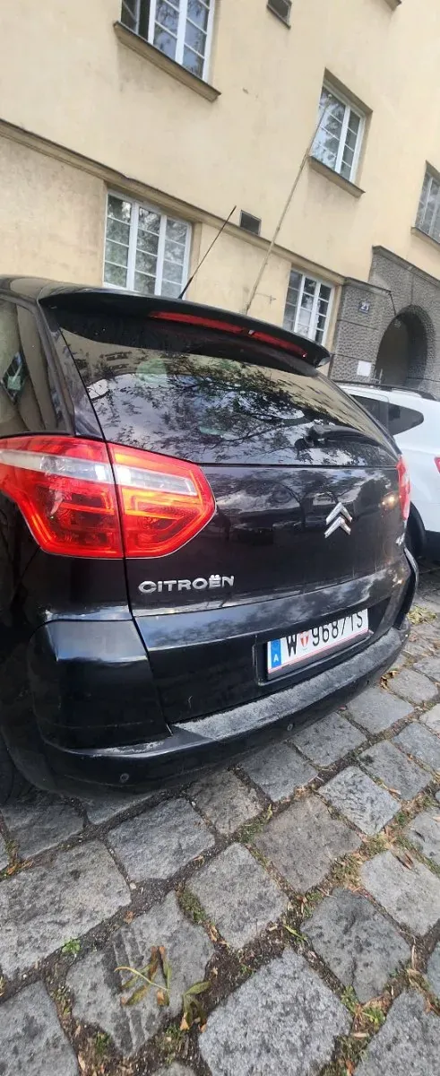 Citroen C4 Picasso 2008 photo 3