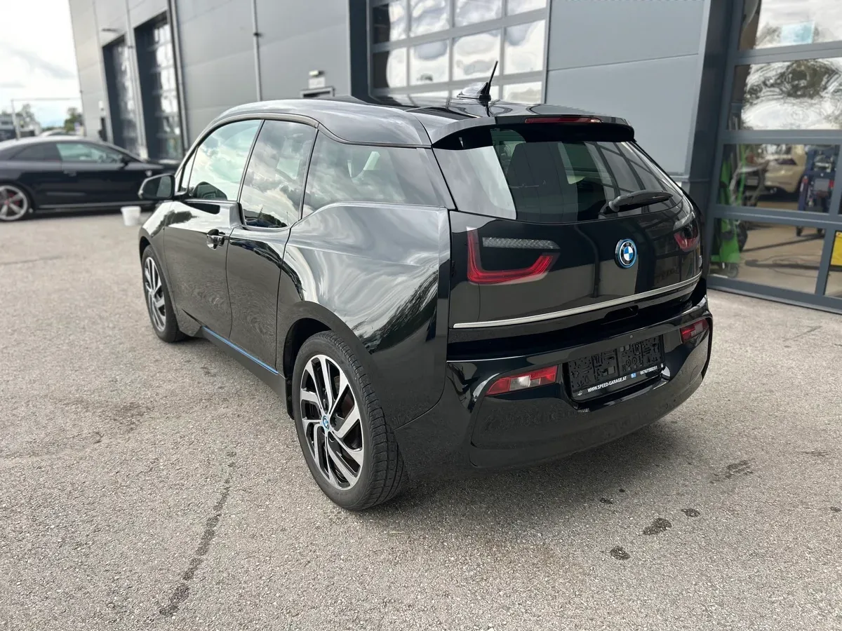 BMW I3 2022 photo 2