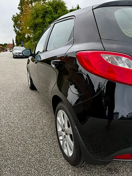 Mazda 2 2008 photo 5