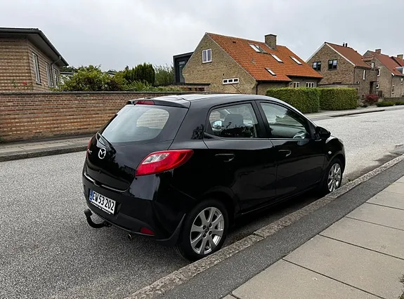 Mazda 2 2008 photo 4