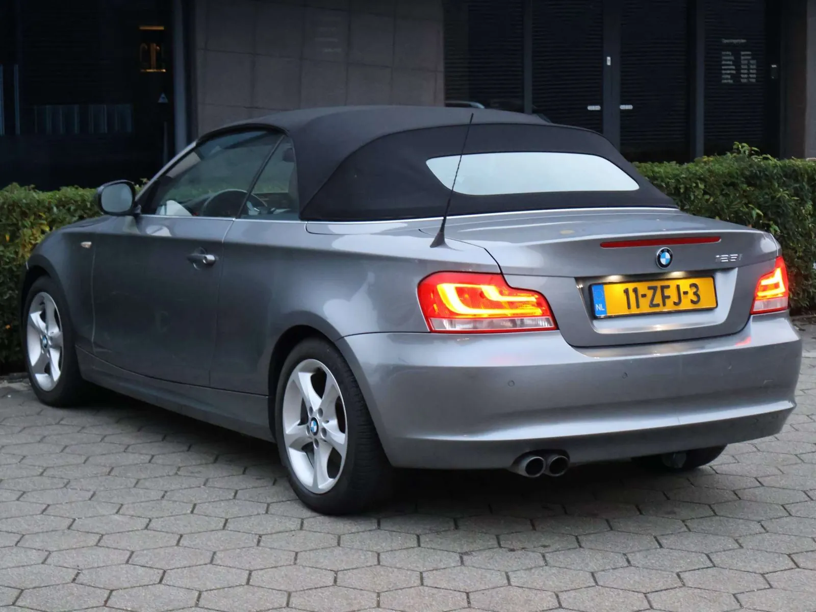 BMW 125I 2011 photo 5