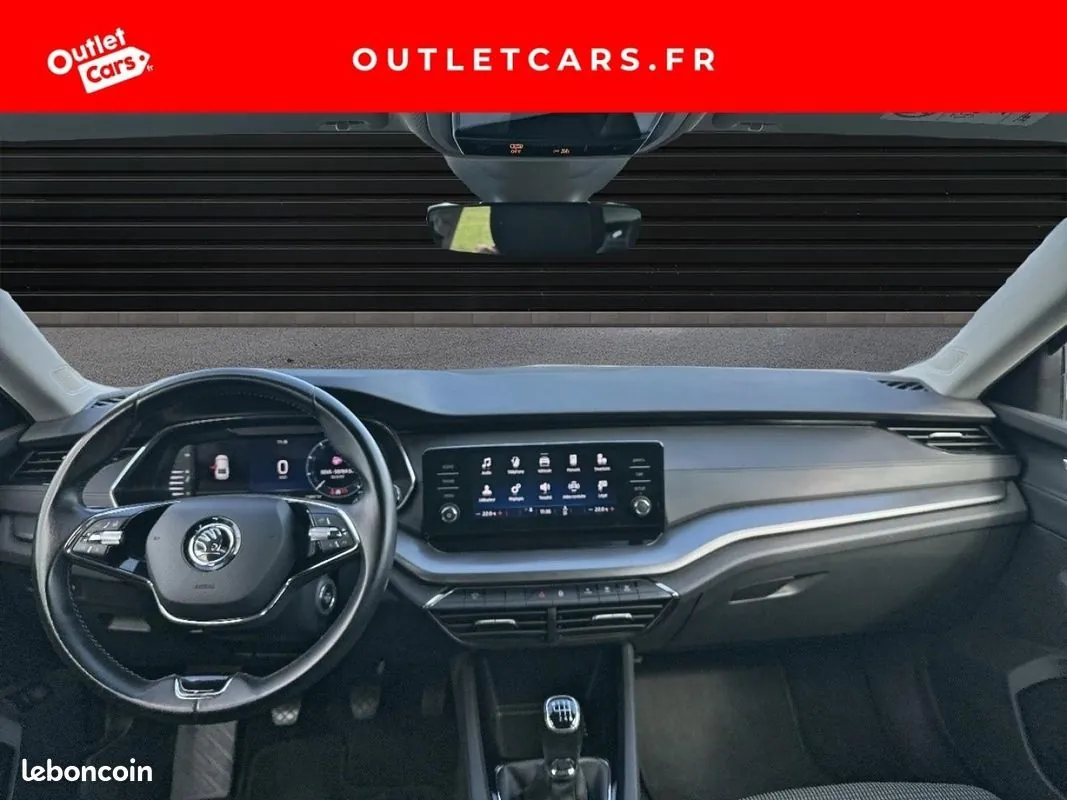 Skoda Octavia 2021 photo 3
