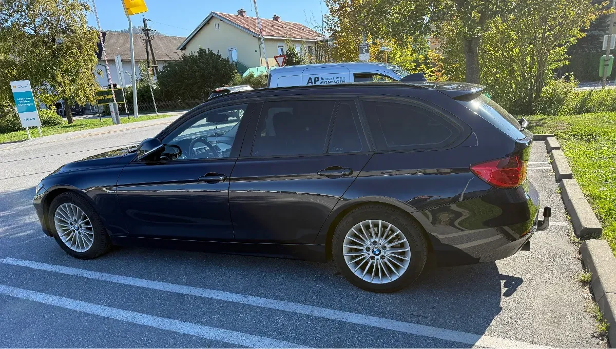 BMW 3 Series 2015 photo 2