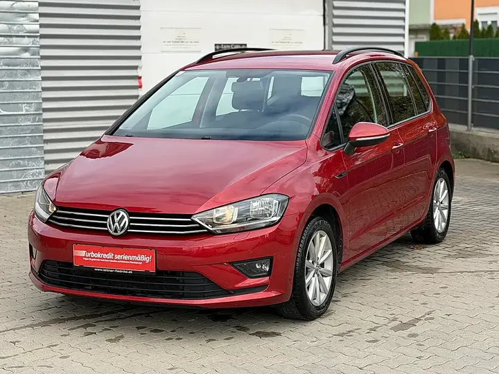 Volkswagen Golf Sportsvan 2015 photo 2