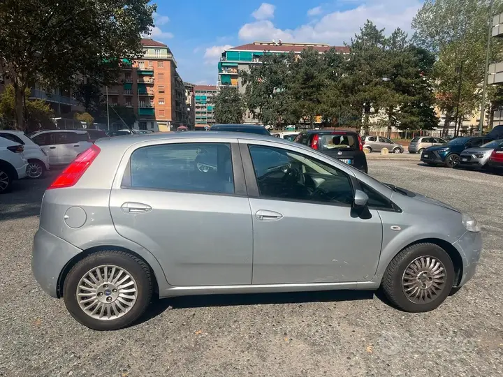 Fiat Grande Punto 2007 photo 3