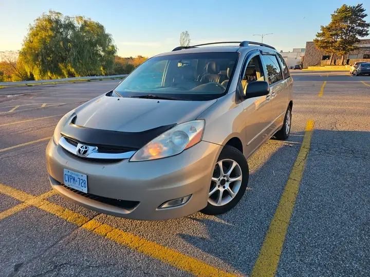 Toyota Sienna