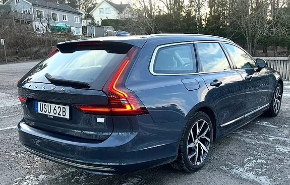 Volvo V90 2023 photo 3