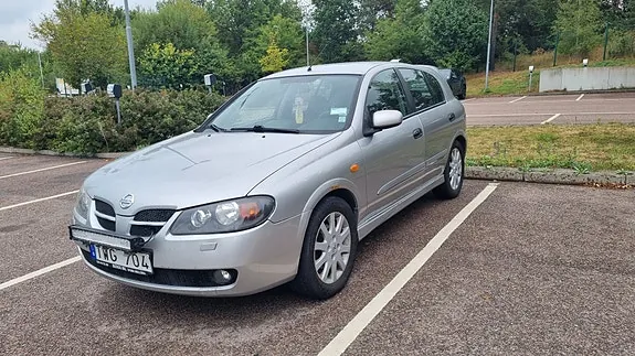 Nissan Almera