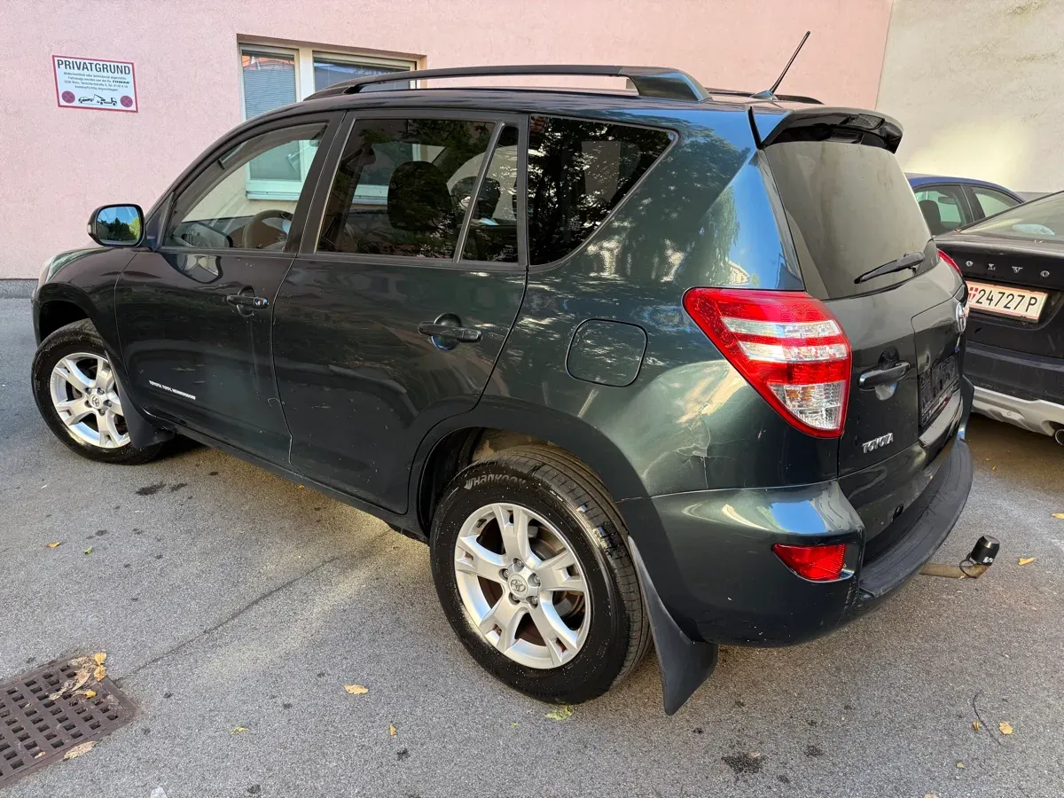 Toyota Rav4 2009 photo 2