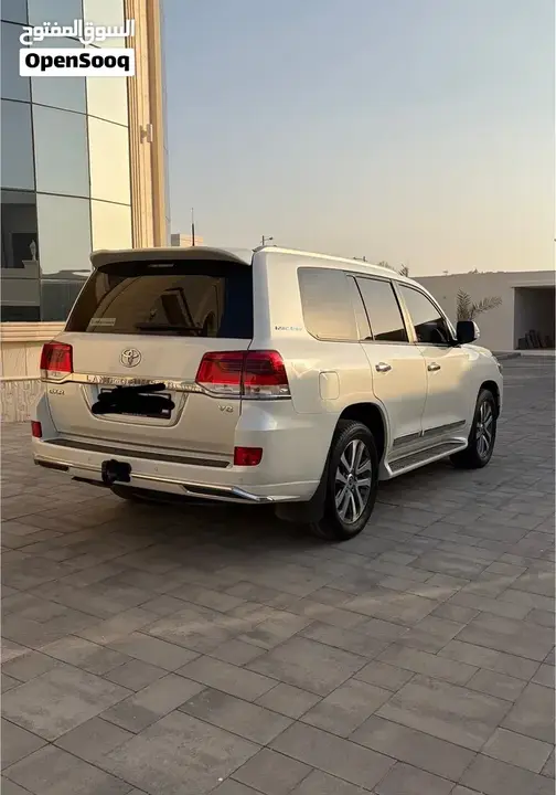 Toyota Land Cruiser Gxr 2017 photo 4