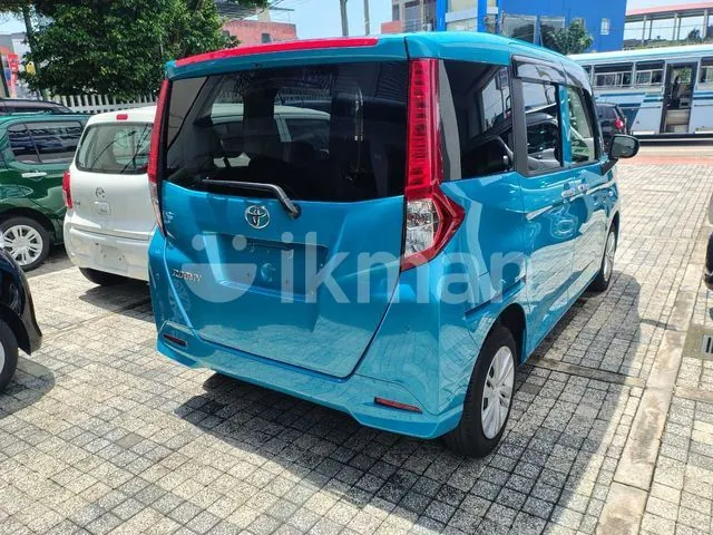 Toyota Roomy 2023 photo 3