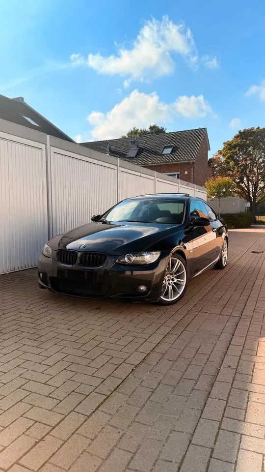 BMW 325I