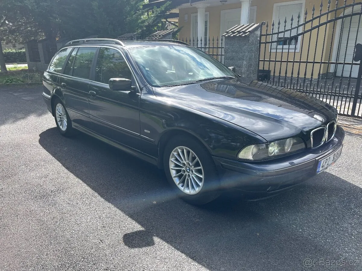 BMW 5 E39 photo 4