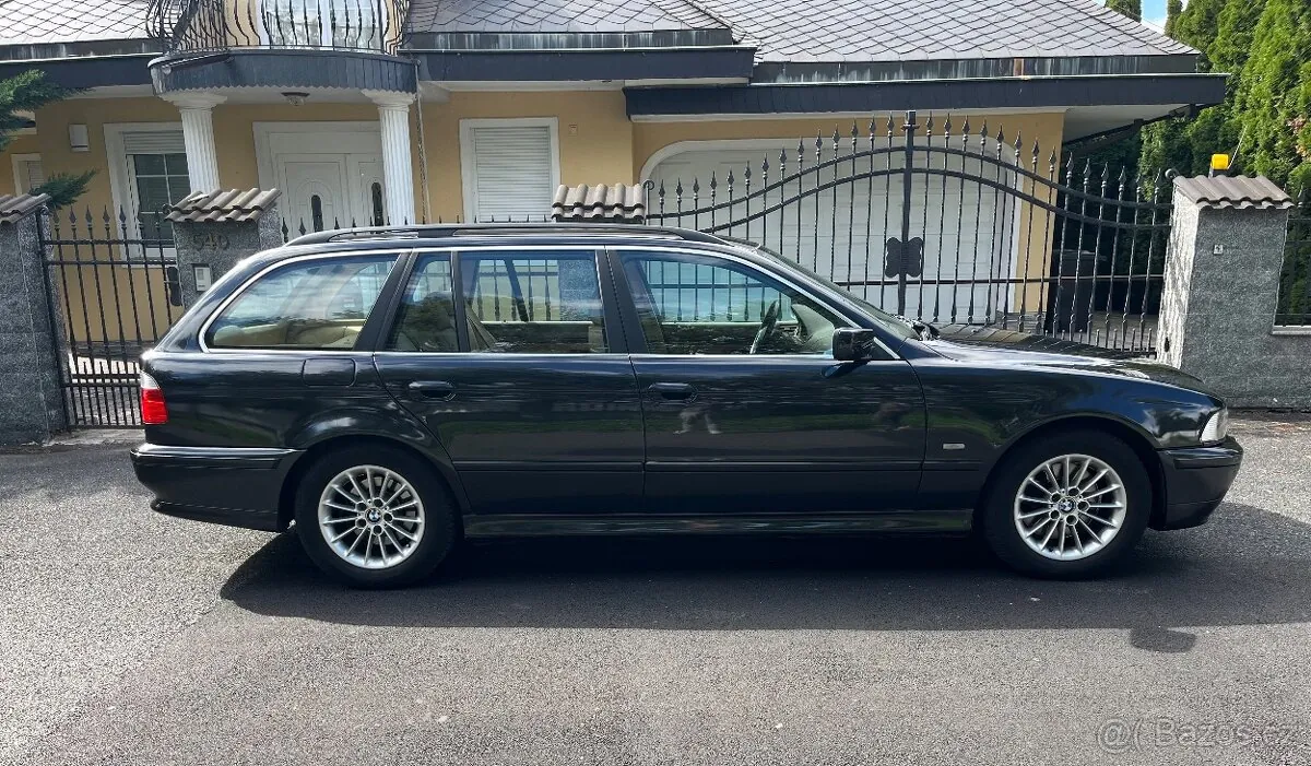 BMW 5 E39 photo 3