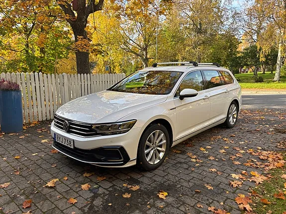 Volkswagen Passat 2020 photo 2