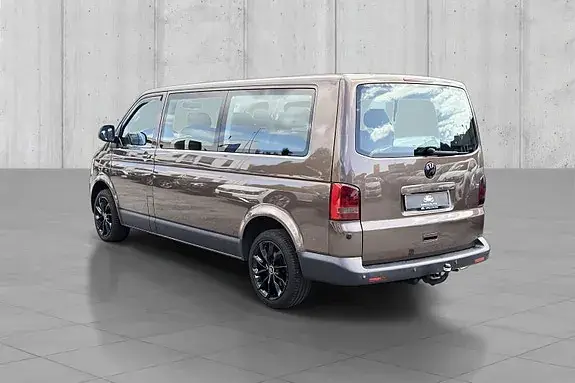 Volkswagen Caravelle 2011 photo 4