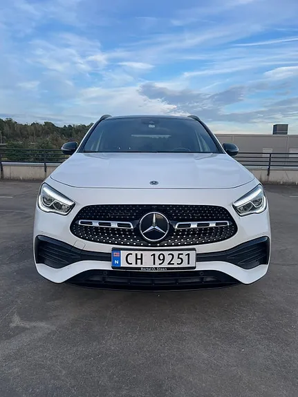 Mercedes-Benz Gla250 E 2023 photo 2