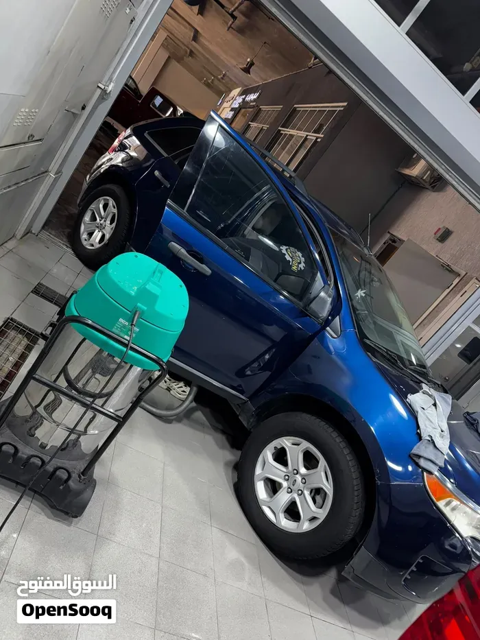 Ford Edge 2012 photo 2