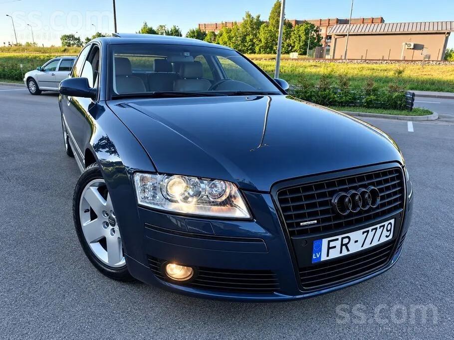 Audi A8 2005 photo 3