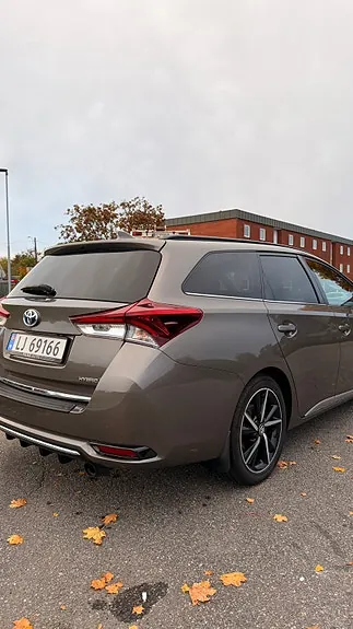 Toyota Auris 2017 photo 5