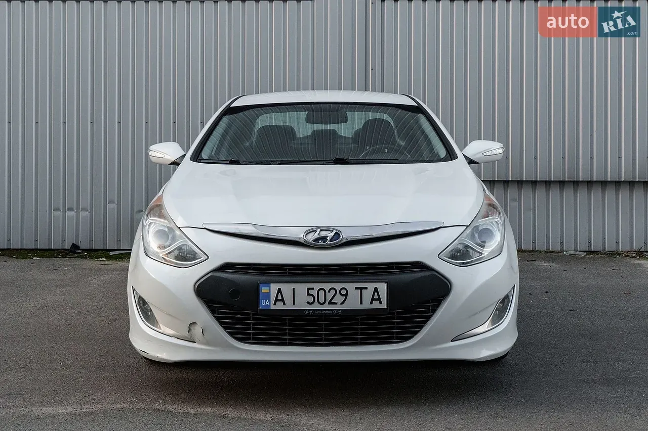 Hyundai Sonata 2013 photo 2