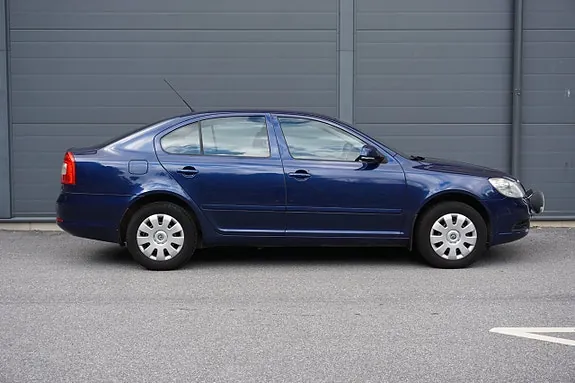 Skoda Octavia 2010 photo 4