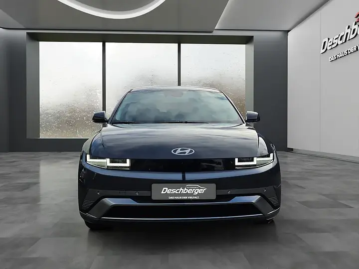 Hyundai Ioniq 5 photo 3