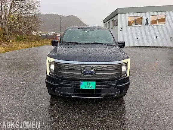 Ford F-150 2023 photo 2