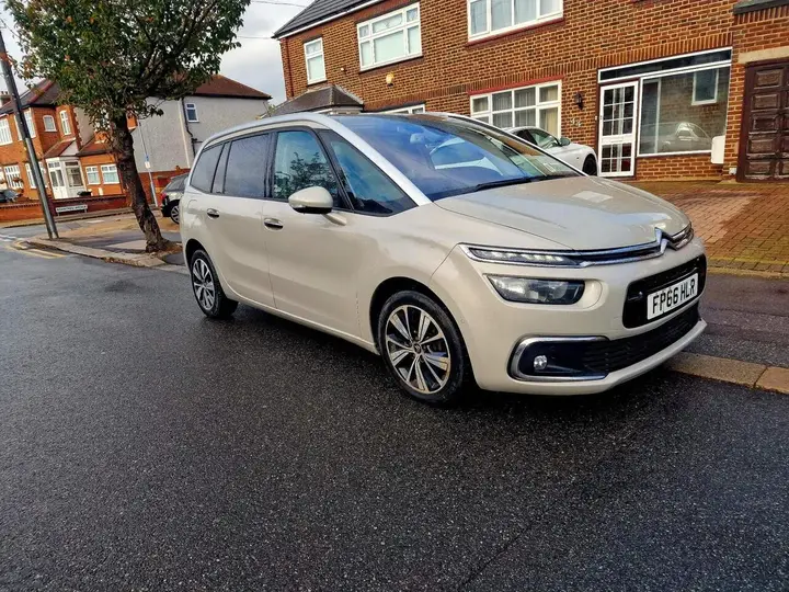 Citroen Grand C4 Picasso 2016 photo 2