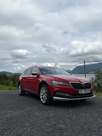 Skoda Superb 2022 photo 2