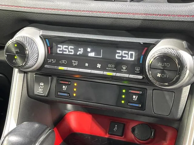 Toyota Rav4 2022 photo 5