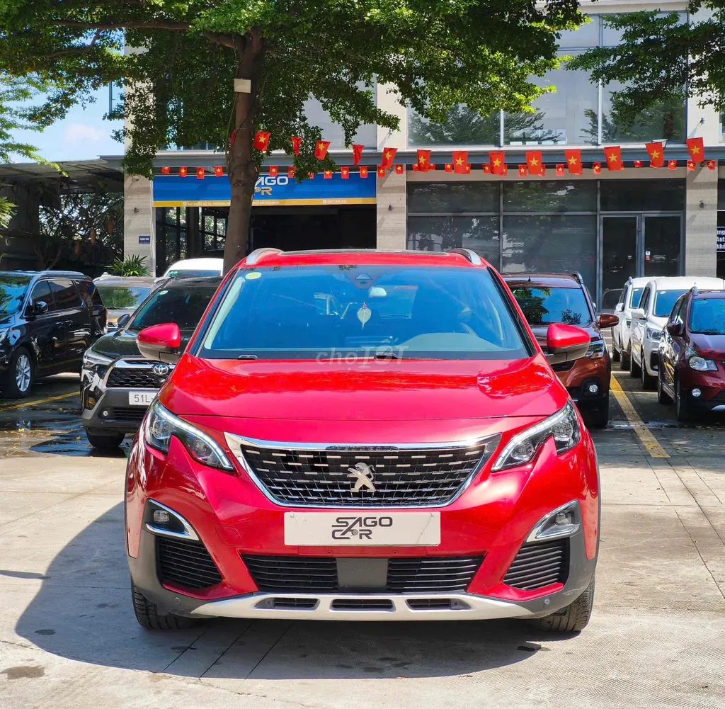 Peugeot 5008 2021 photo 2