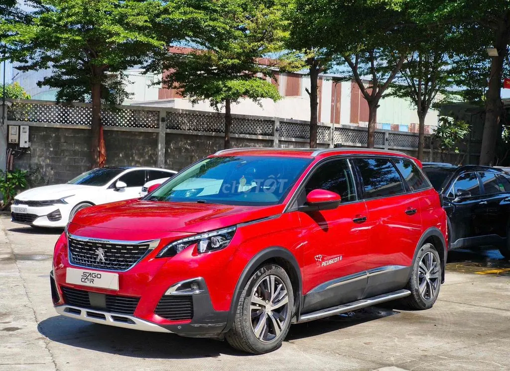 Peugeot 5008