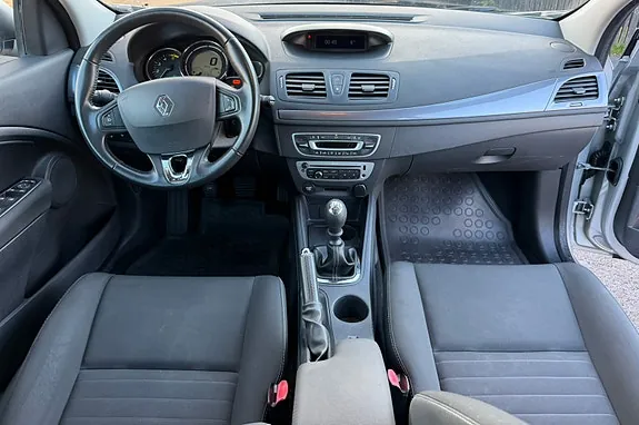 Renault Megane Iii 2015 photo 3