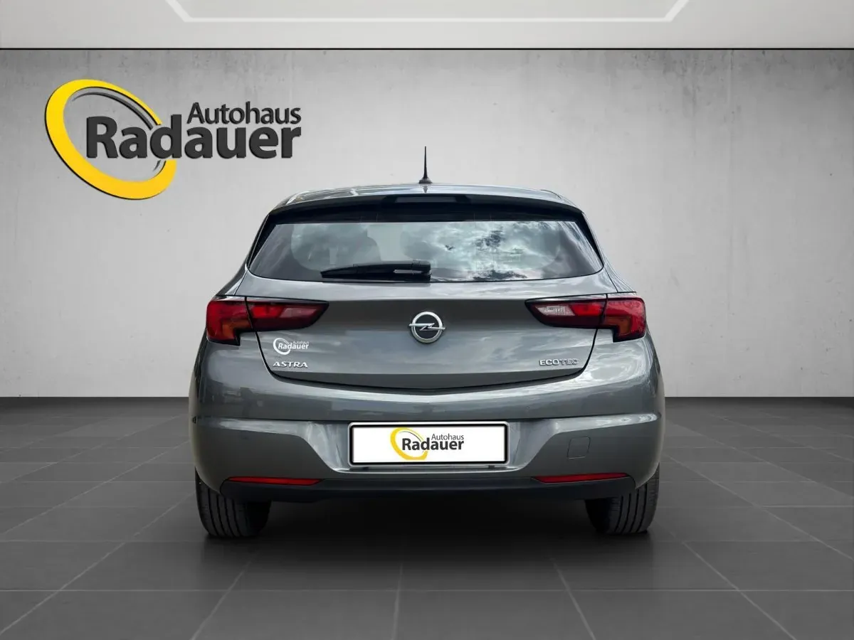 Opel Astra 2019 photo 3