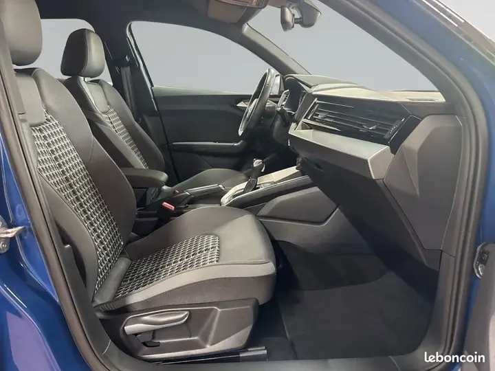 Audi A1 2023 photo 2