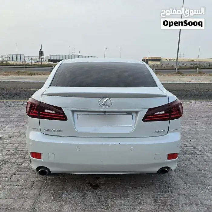Lexus Is 300 2008 photo 4