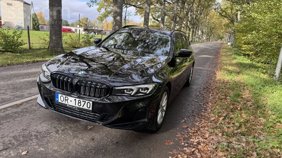 BMW 3 Series 2022 photo 3
