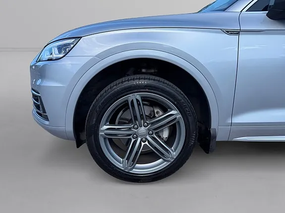 Audi Q5 2017 photo 3
