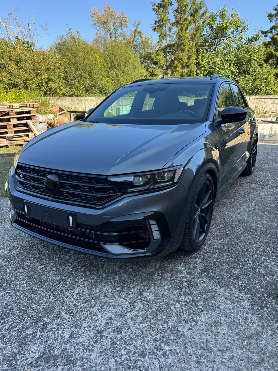 Volkswagen T-Roc 2020 photo 2
